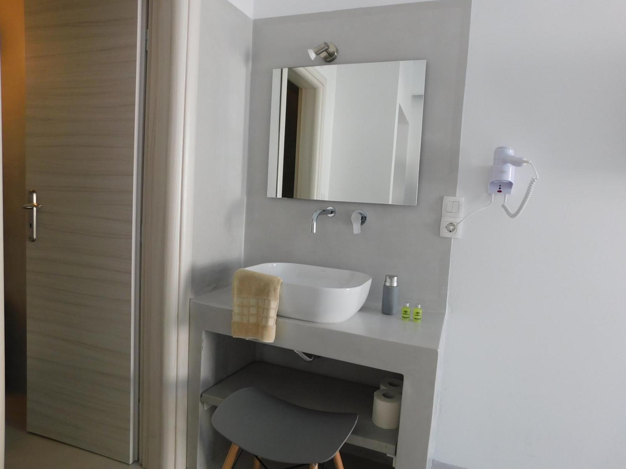 Fira Unique Rooms Eksteriør bilde