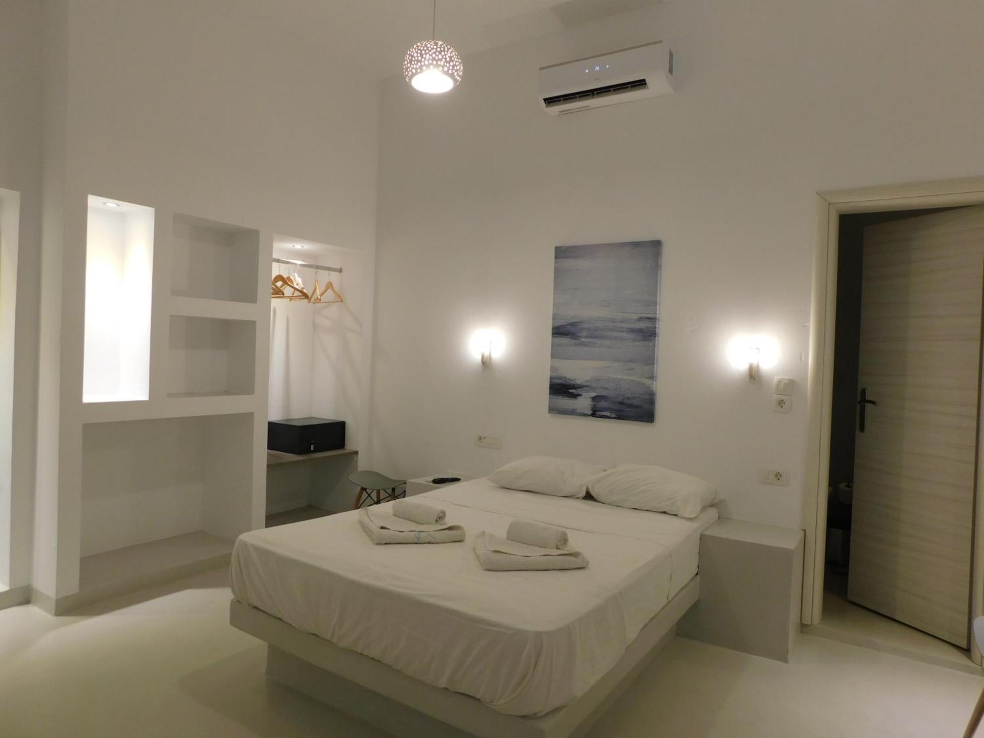 Fira Unique Rooms Eksteriør bilde