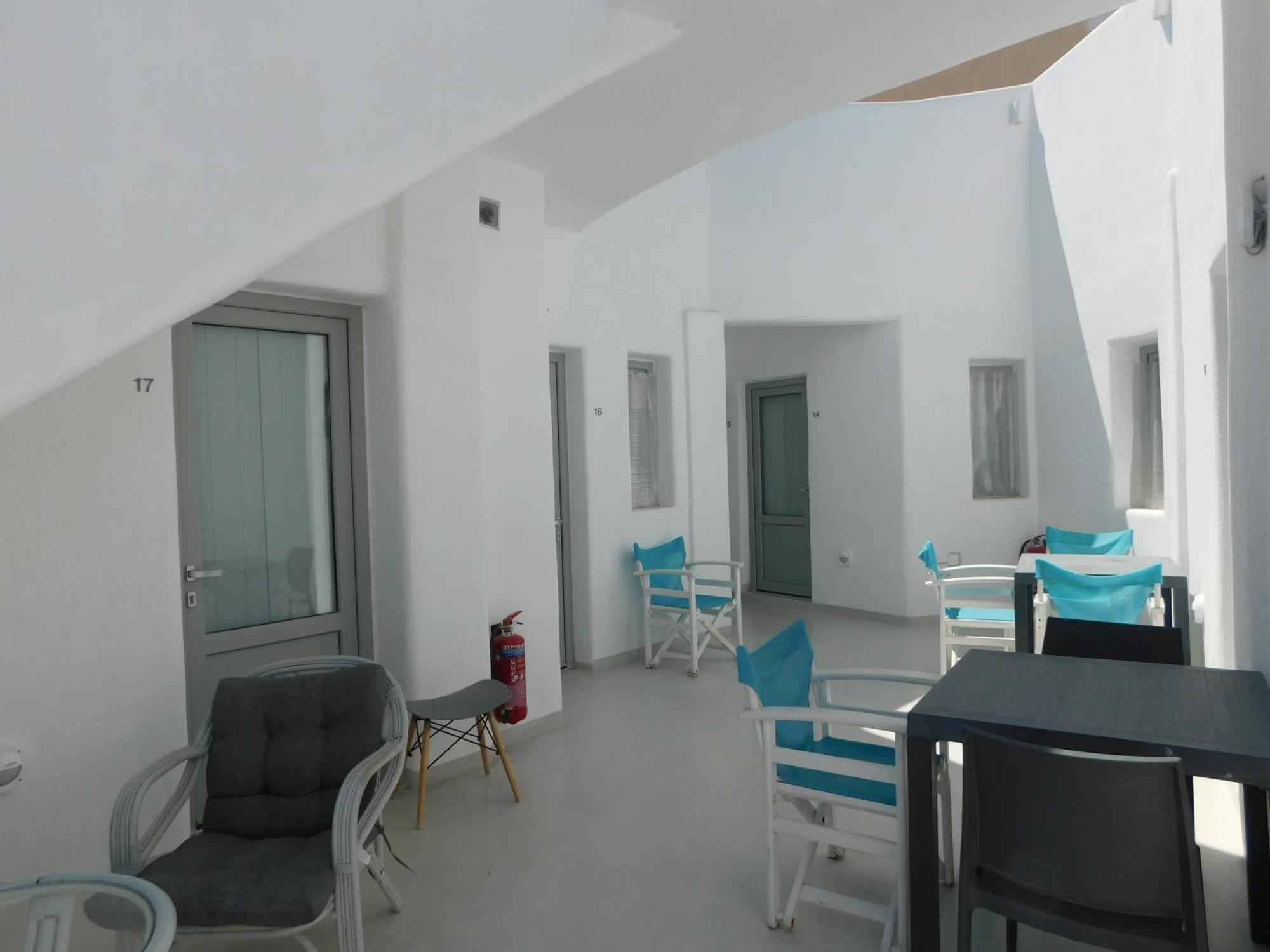 Fira Unique Rooms Eksteriør bilde
